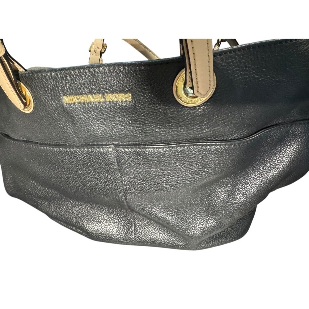 Michael Kors Bedford Soft Leather Shoulder Tote Bag - Picture 6 of 12